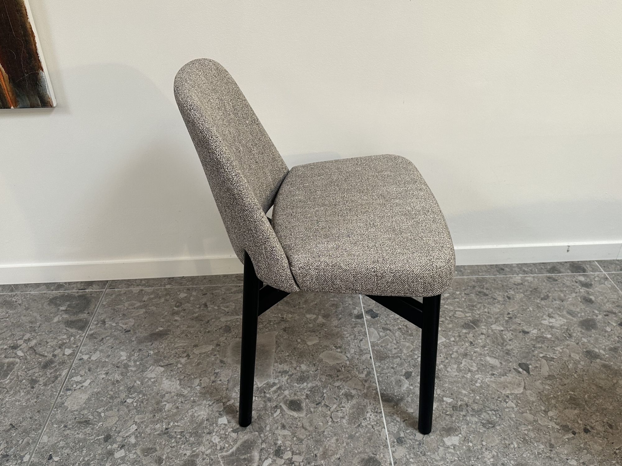 Knoll- stoel in stof Krusin Collection